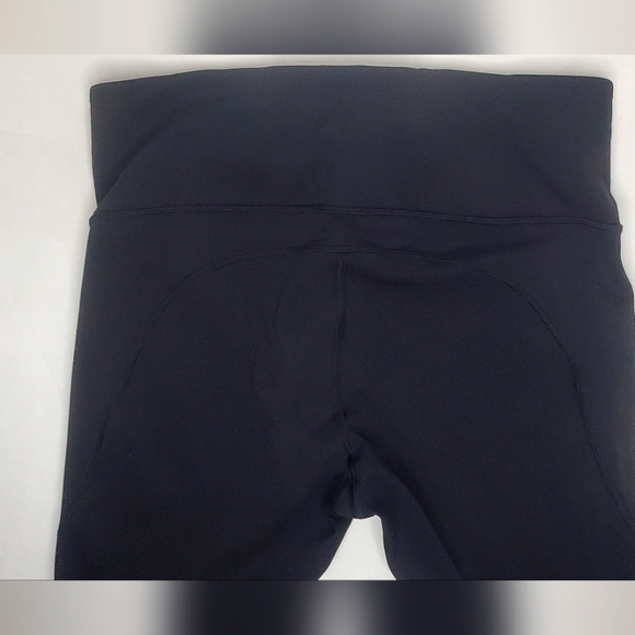 lululemon athletica Size 4 Align Black Athletic Pants - Picture 6 of 9